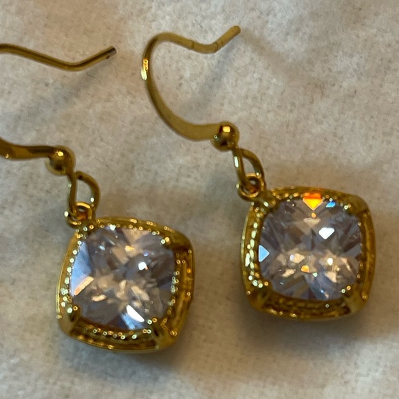 Bold double chain statement necklace w/ crystal and matched earrings -- Niquea.d - Picture 13 of 16